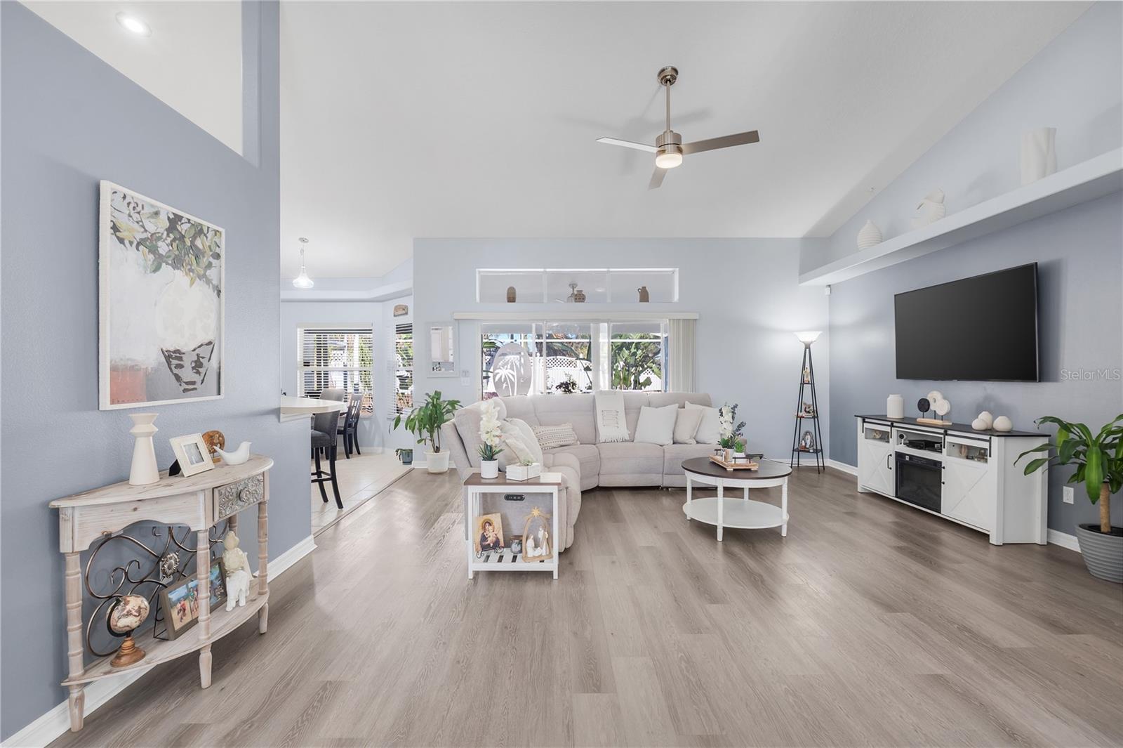 1082 PRINCETON DRIVE