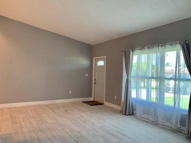 CHARLOTTE PARK - Residential Lease