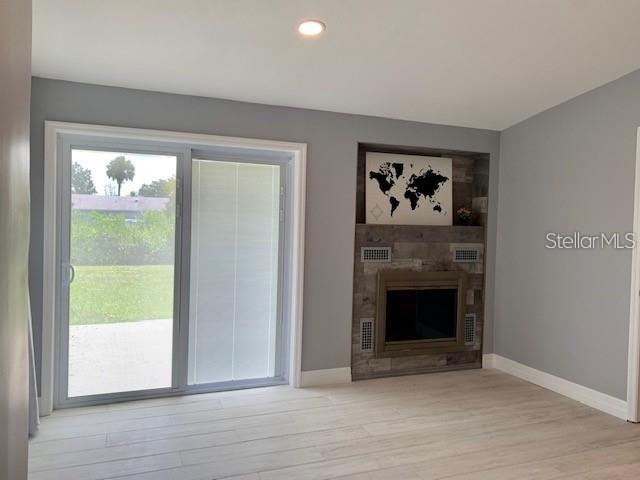 CHARLOTTE PARK - Residential Lease