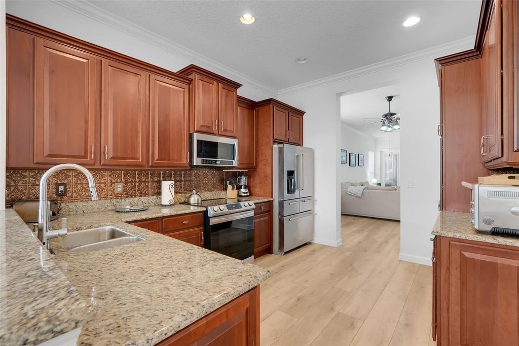 Photo of 1925 Appalachee Circle, Tavares, FL 32778 (MLS # O6329529)