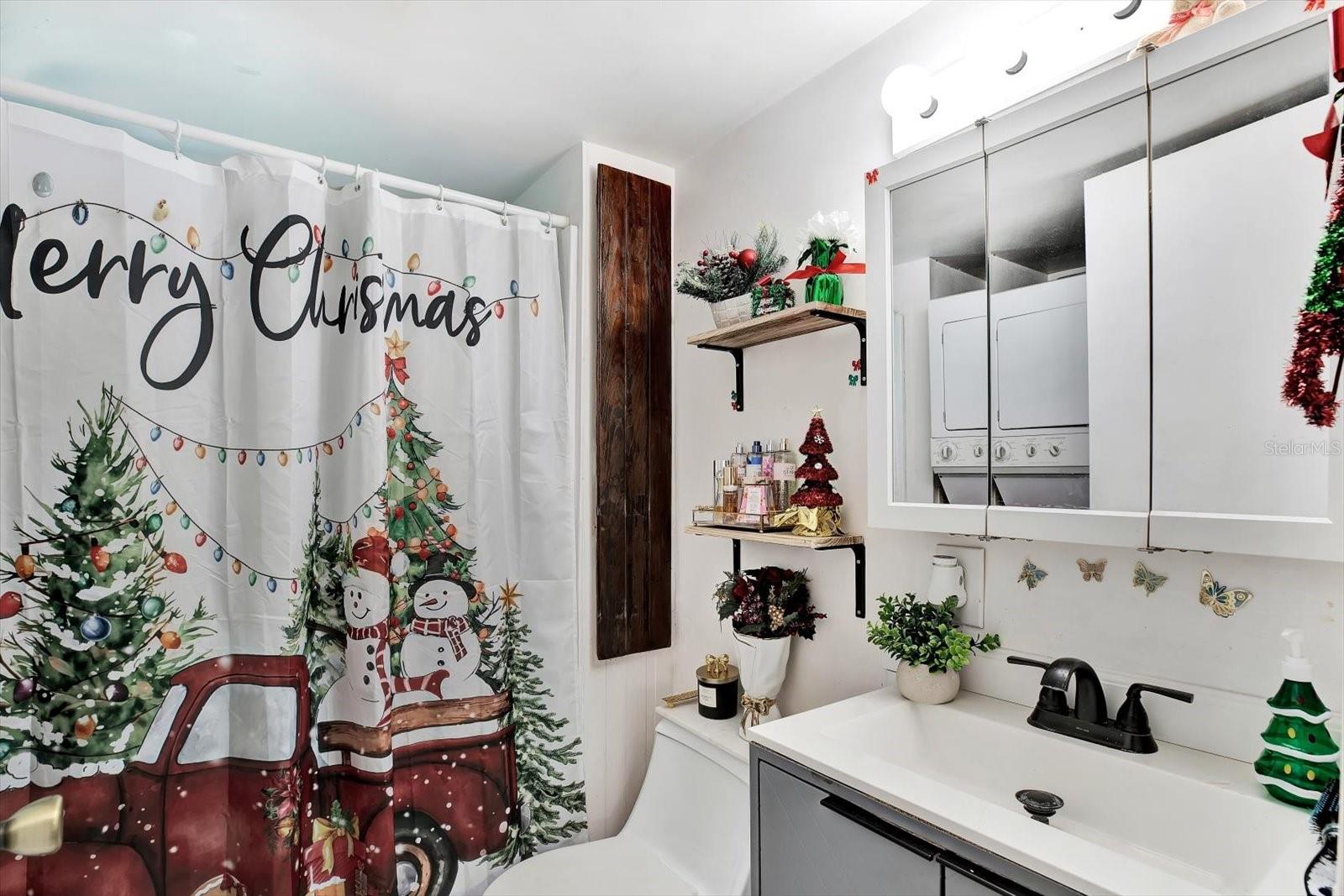 VISTA DEL MAR - Residential