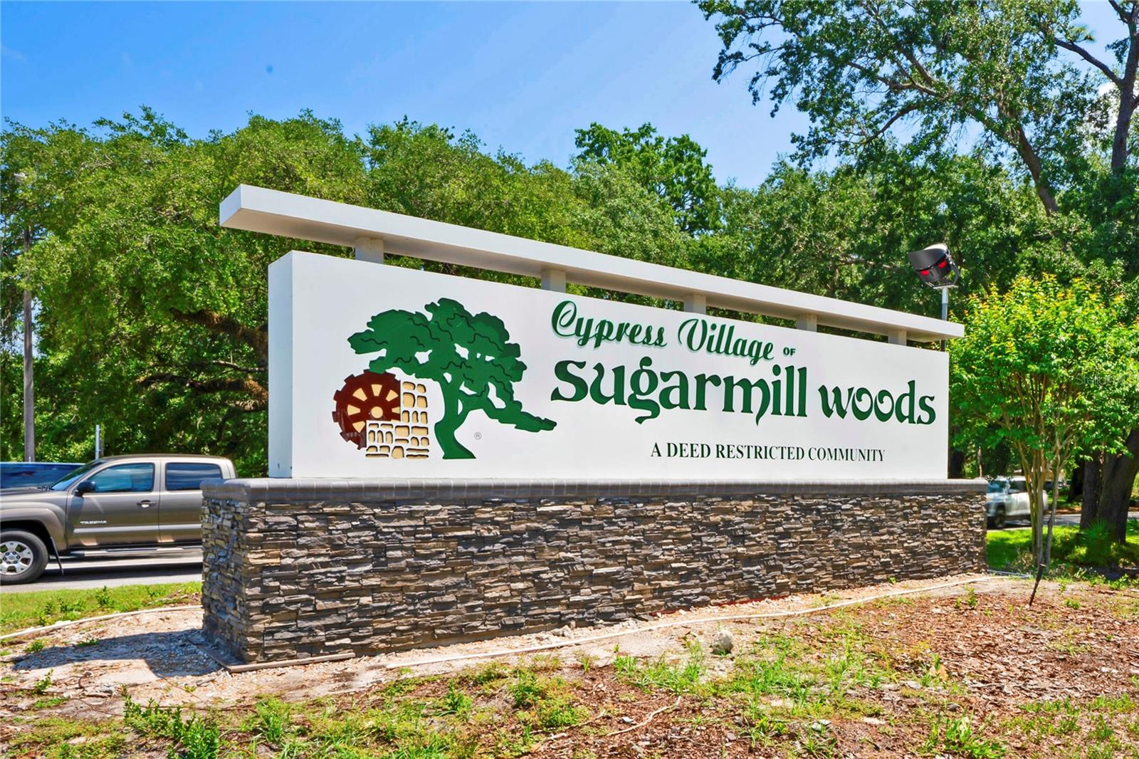 SOUTHERN WOODS AT SUGARMILL WOODS - Residential