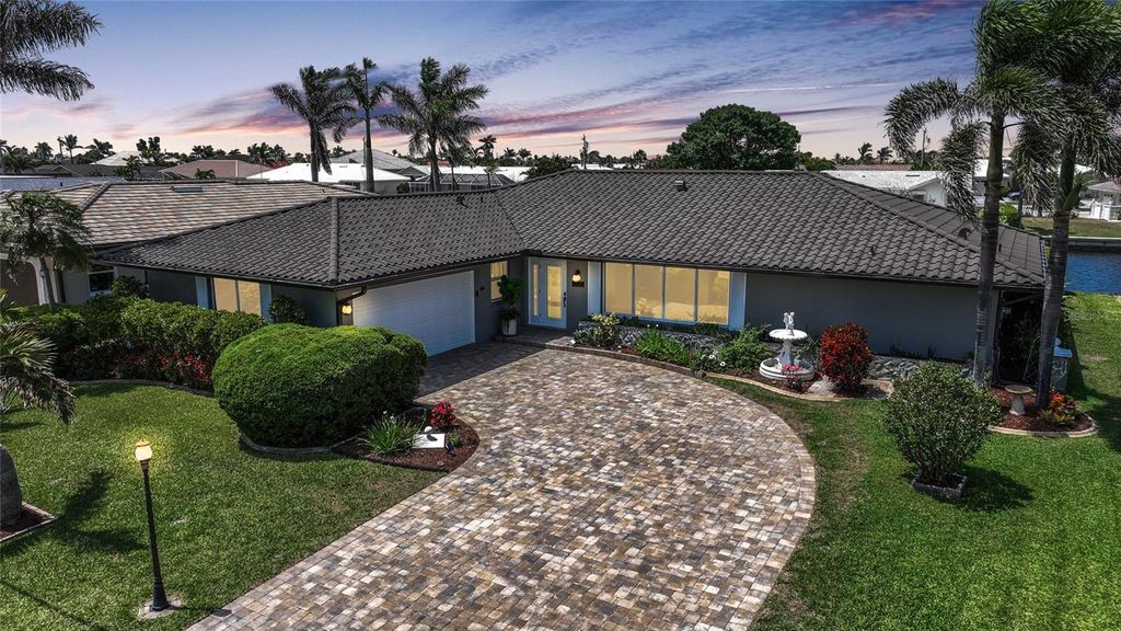 Photo of 505 Via Cintia, Punta Gorda, FL 33950 (MLS # C7508201)