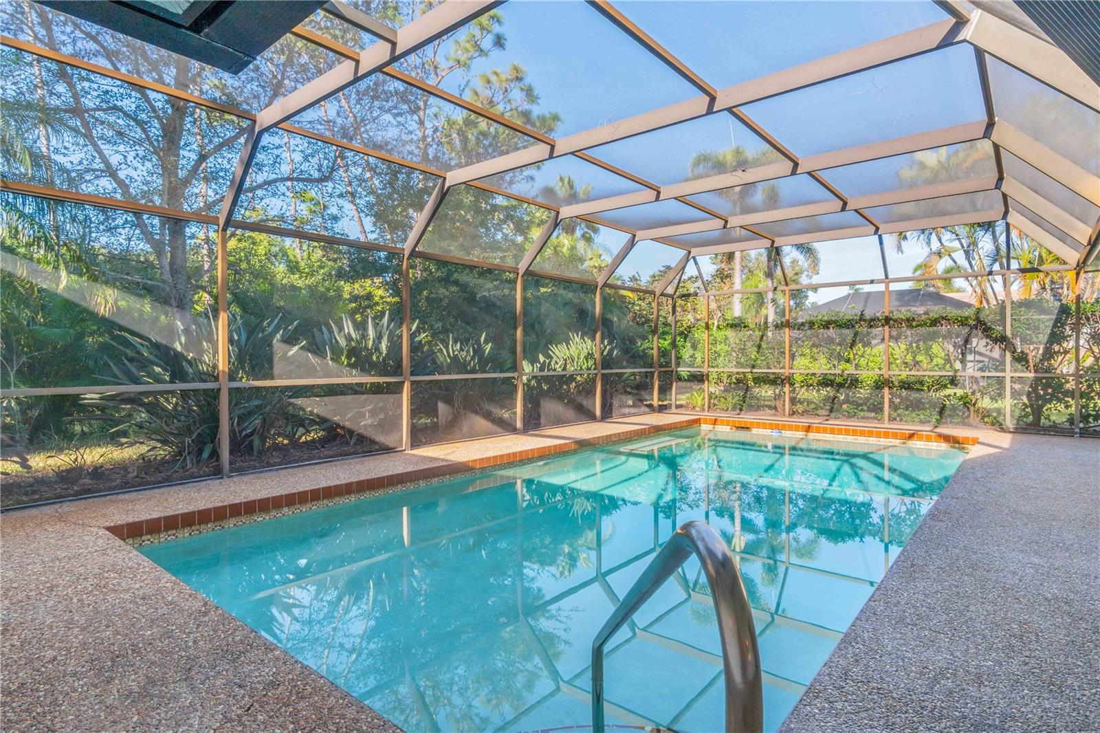 ENGLEWOOD ISLES SUB - Residential