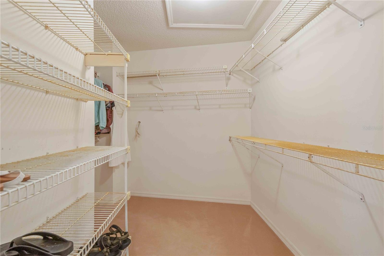 ENGLEWOOD ISLES SUB - Residential