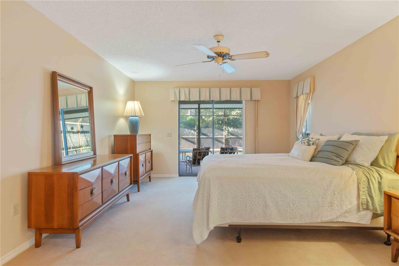 ENGLEWOOD ISLES SUB - Residential