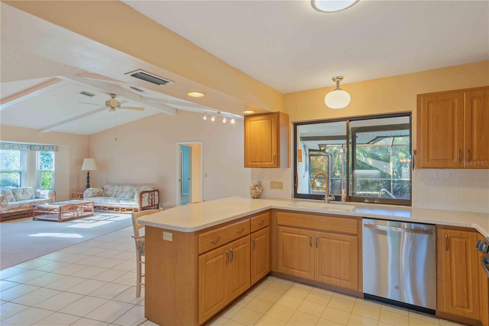 ENGLEWOOD ISLES SUB - Residential