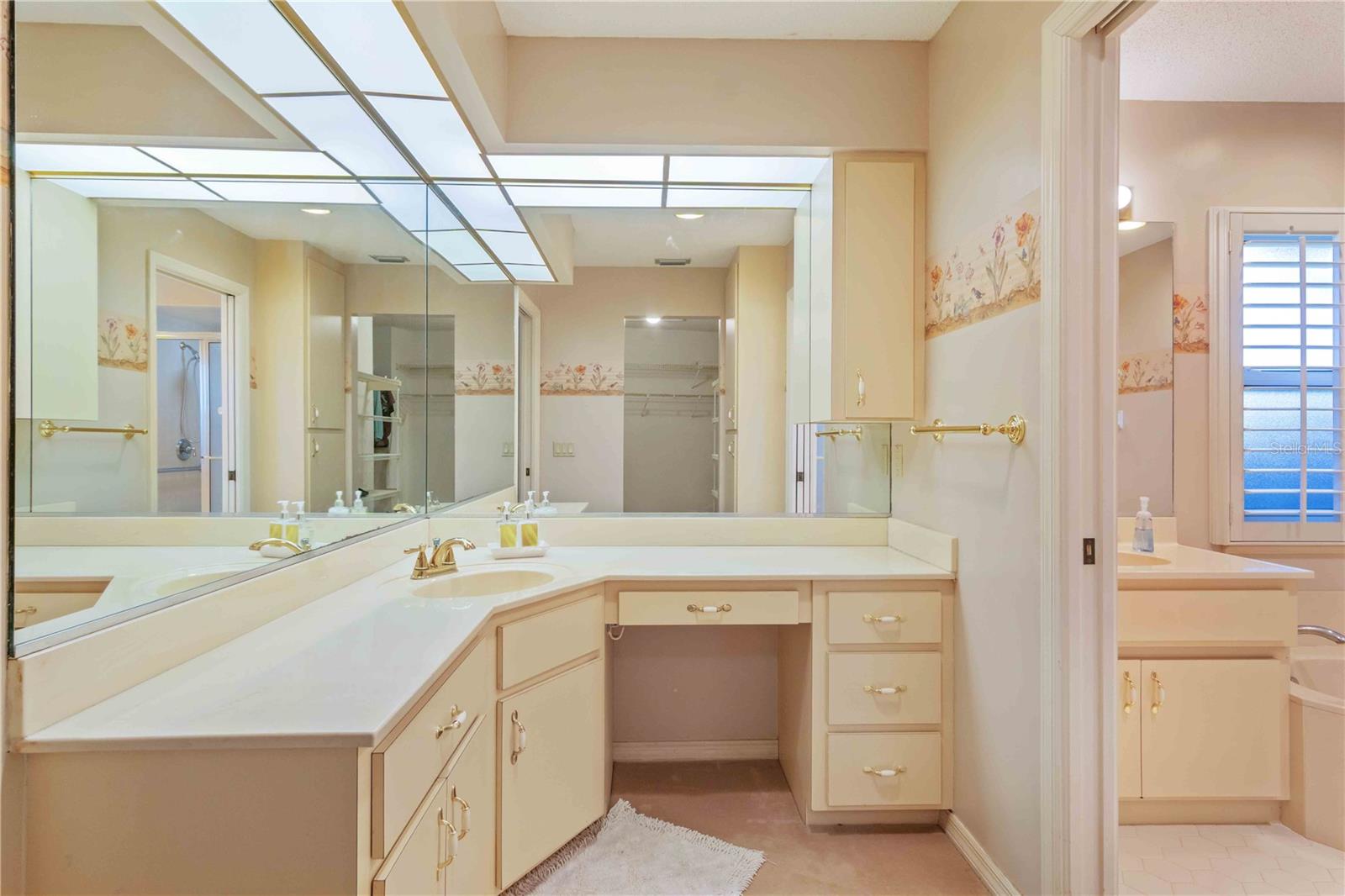 ENGLEWOOD ISLES SUB - Residential