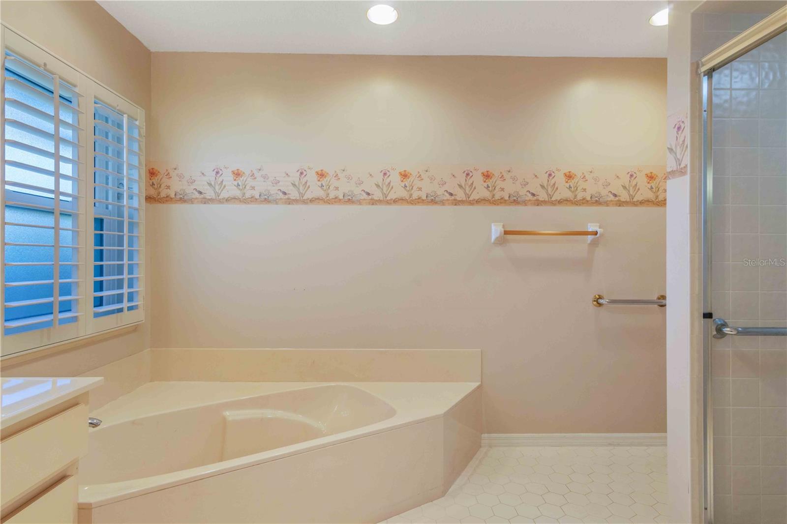 ENGLEWOOD ISLES SUB - Residential