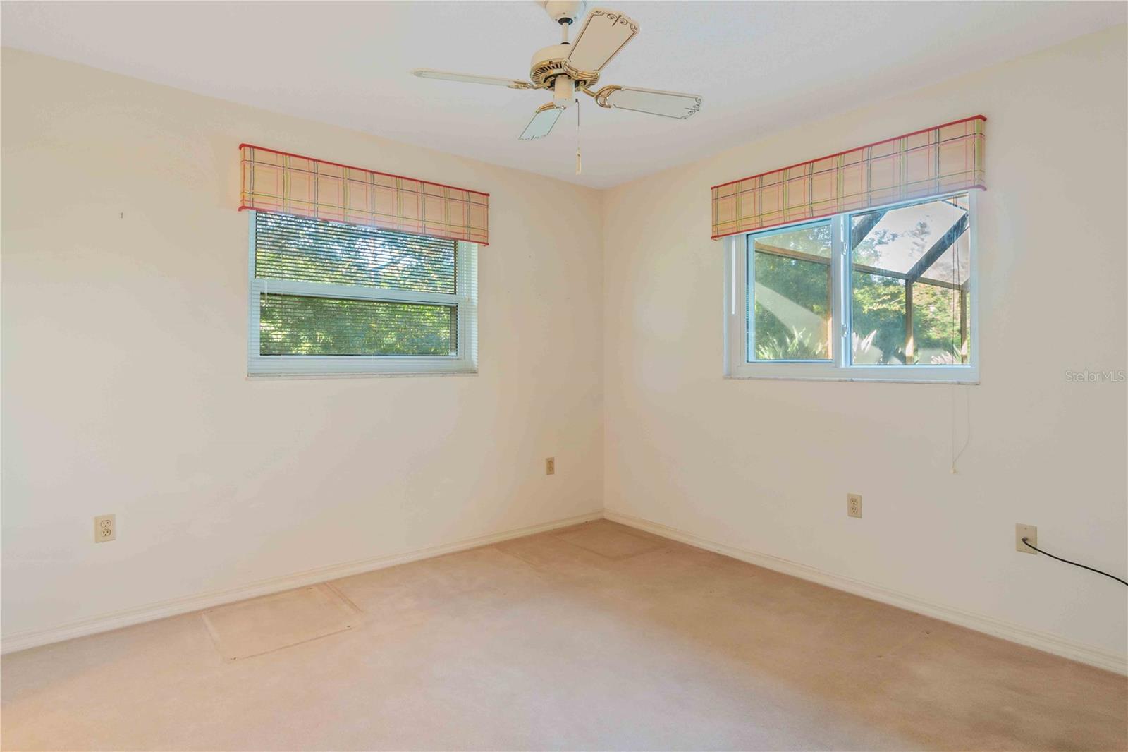 ENGLEWOOD ISLES SUB - Residential