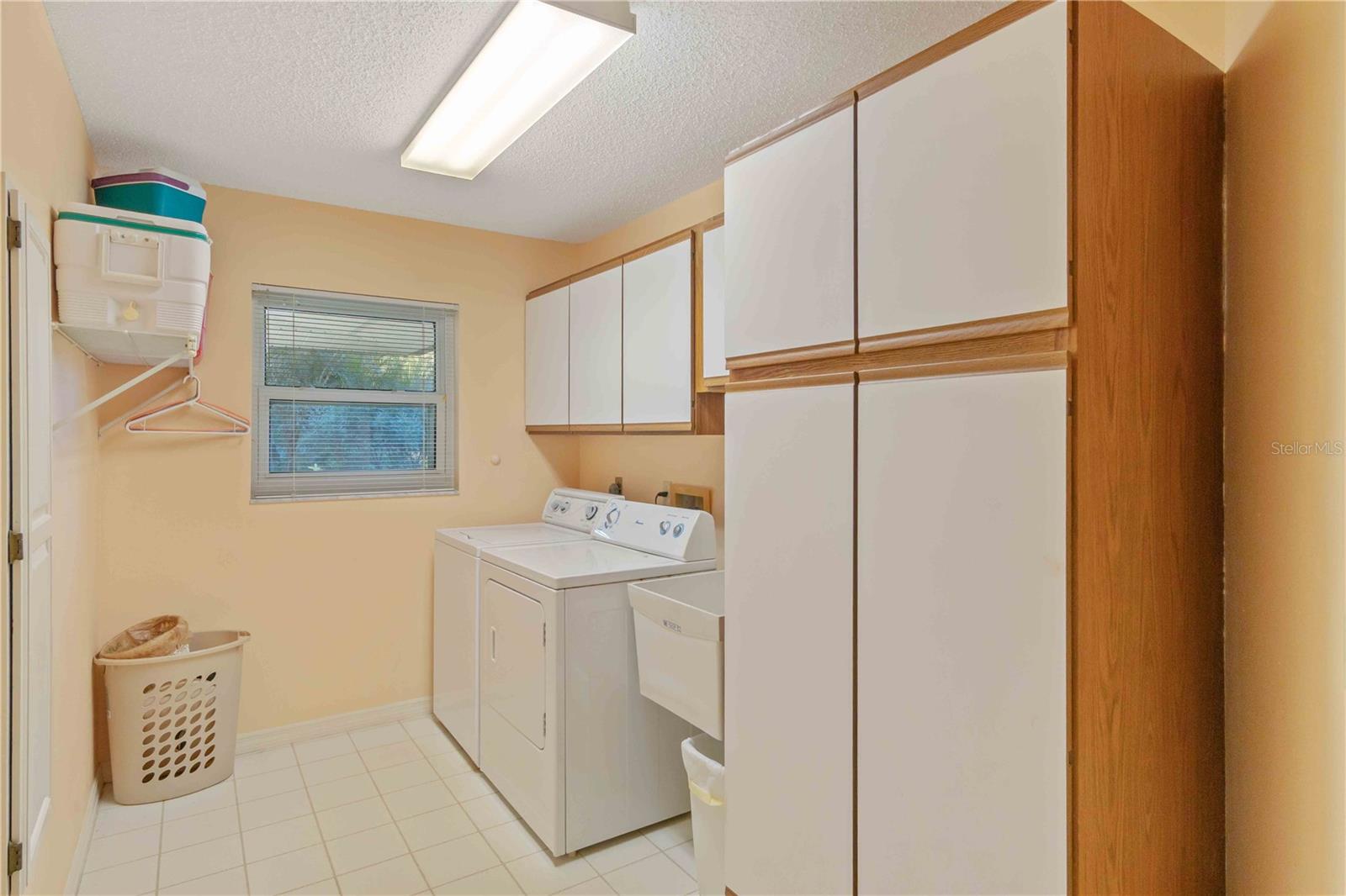 ENGLEWOOD ISLES SUB - Residential