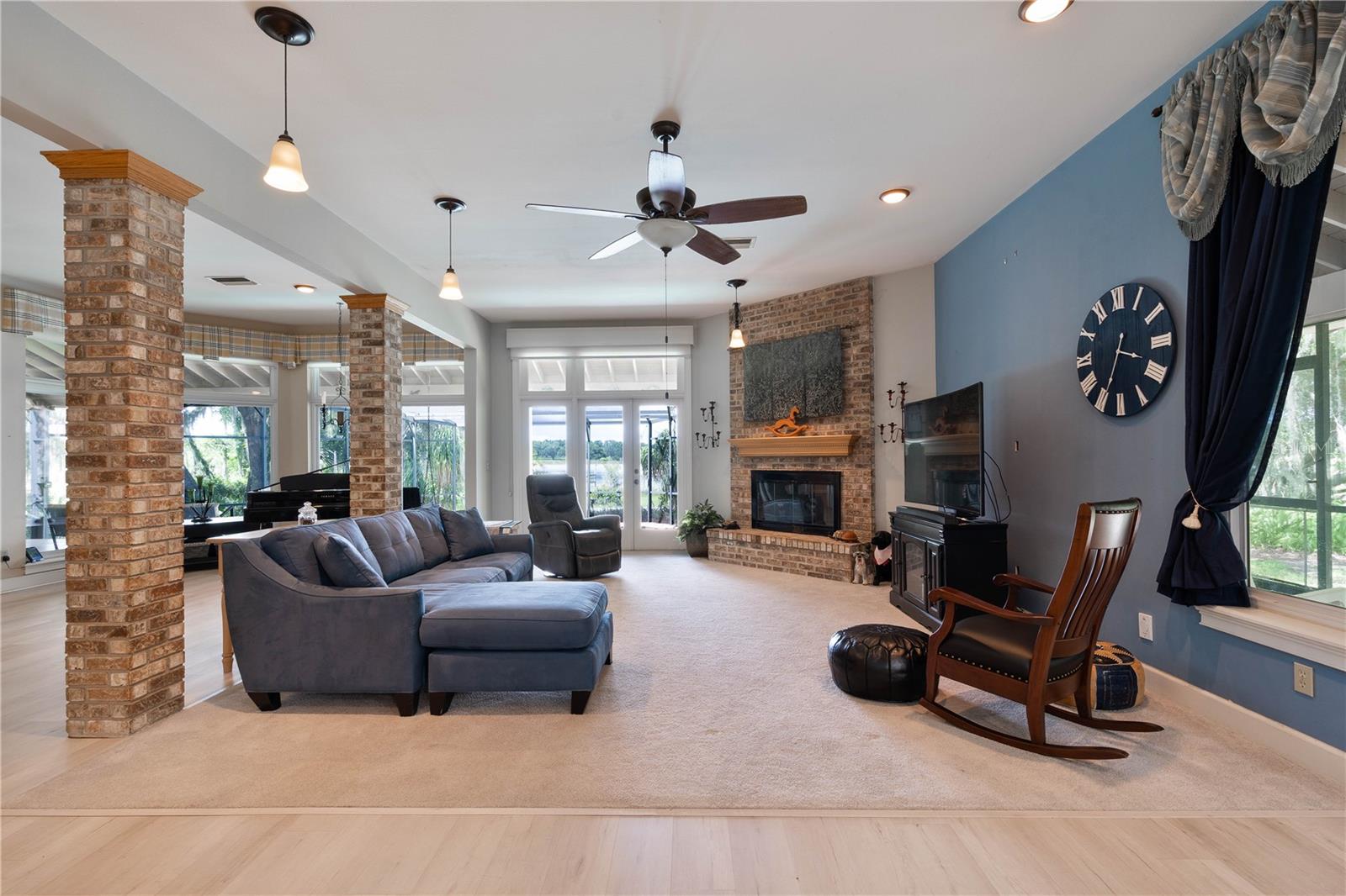 ACREAGE - Residential