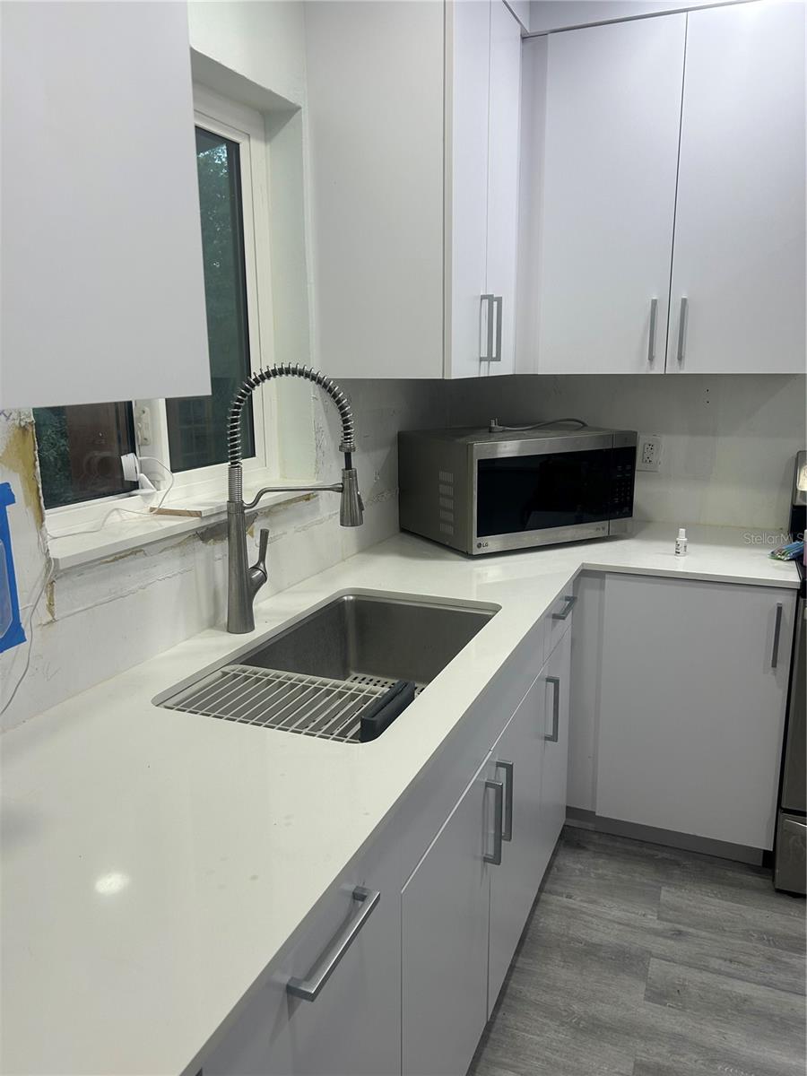 SO HIGHLAND ESTATES - Residential