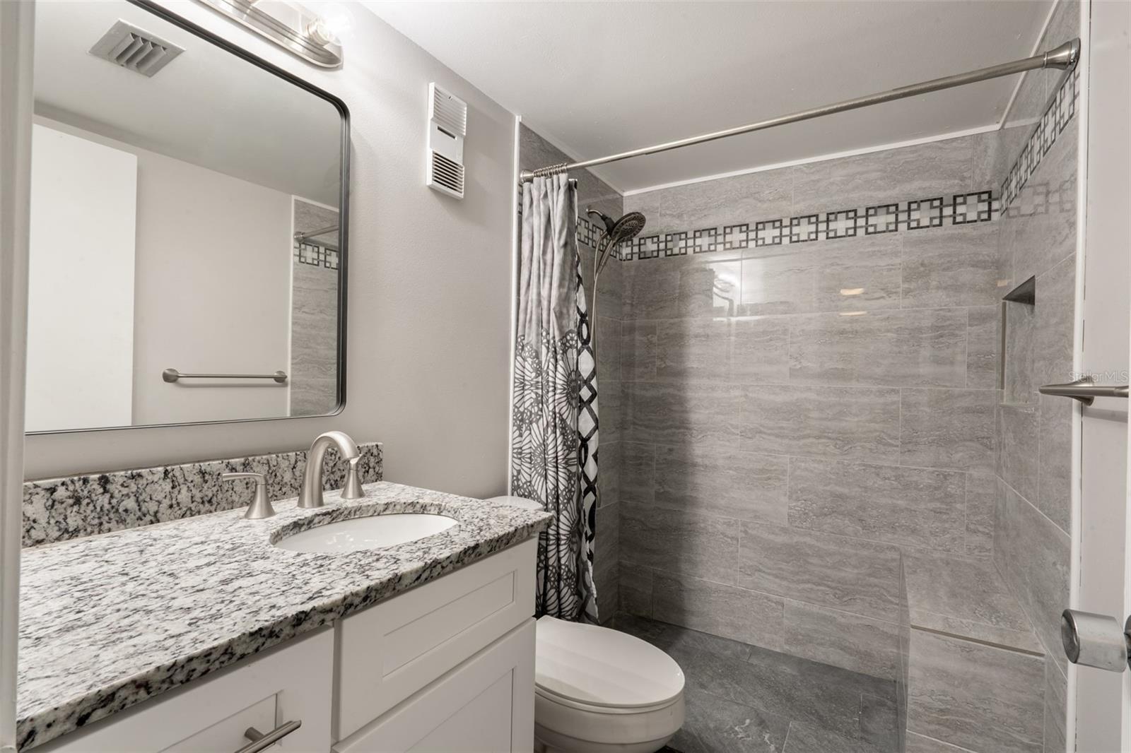 EDGEWATER CONDO APTS - Residential