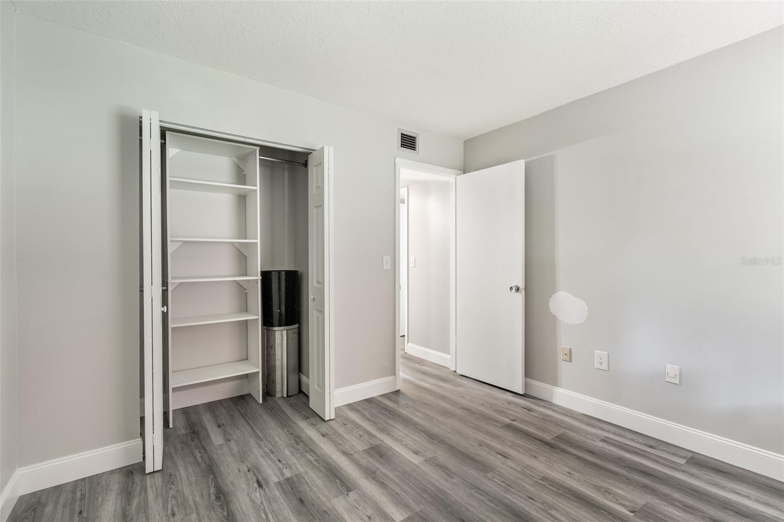 EDGEWATER CONDO APTS - Residential