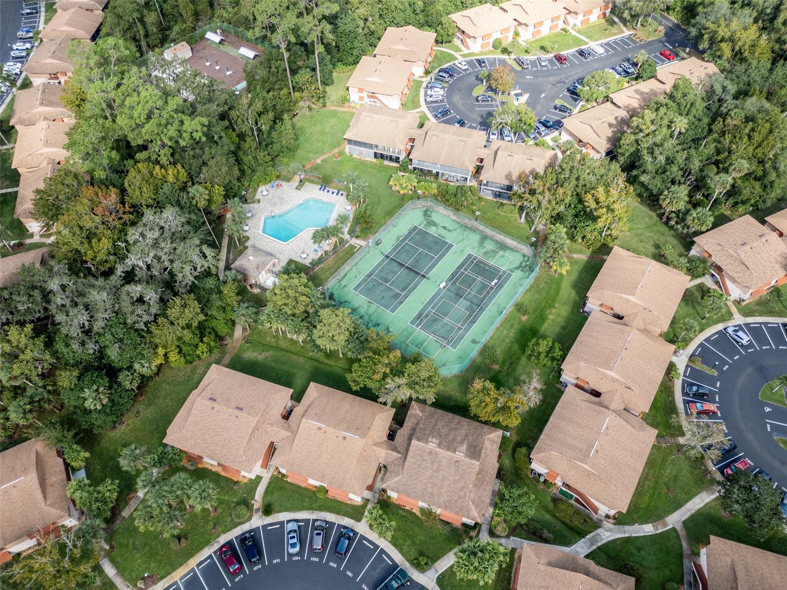 EDGEWATER CONDO APTS - Residential