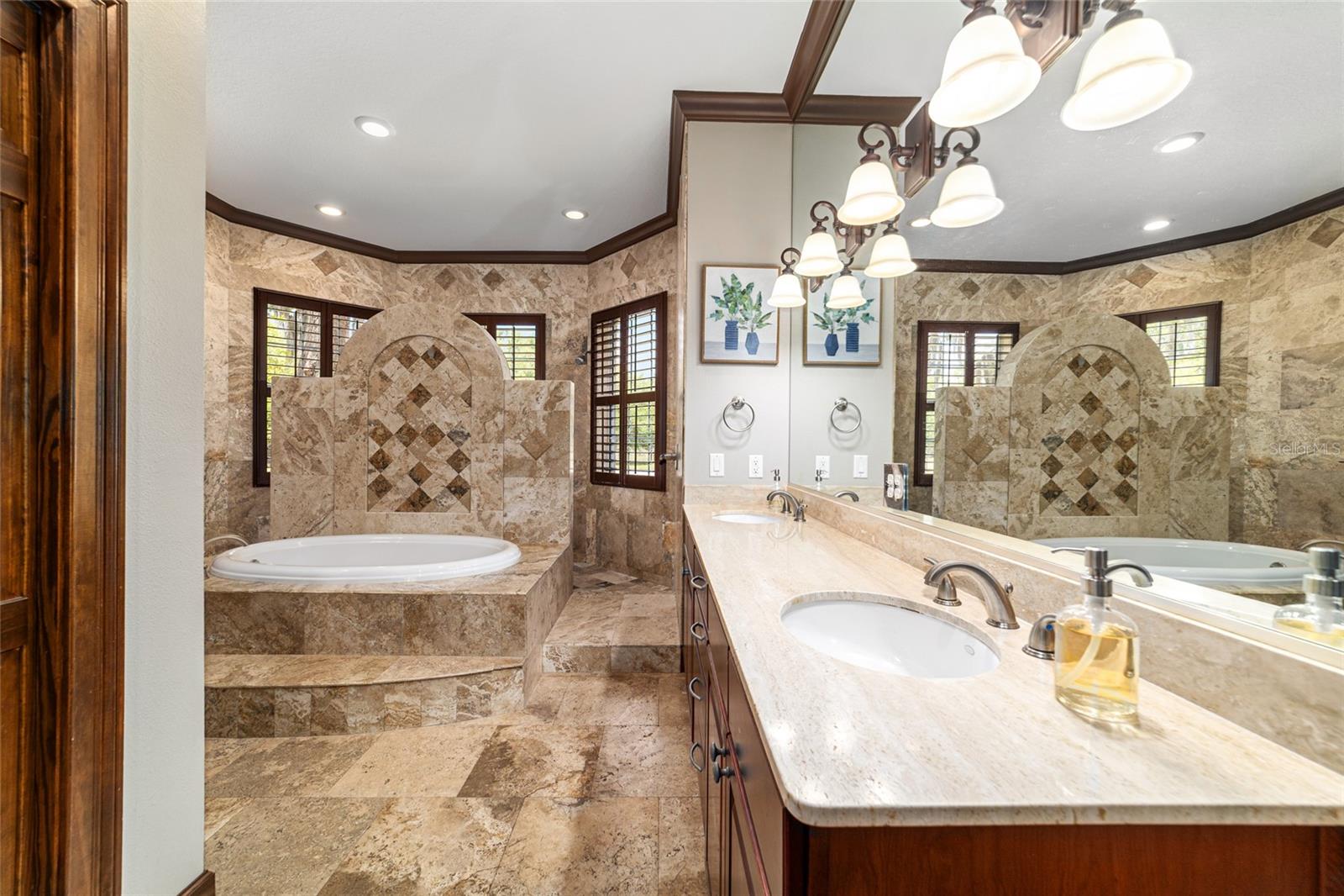 BELLECHASE LAURELS - Residential