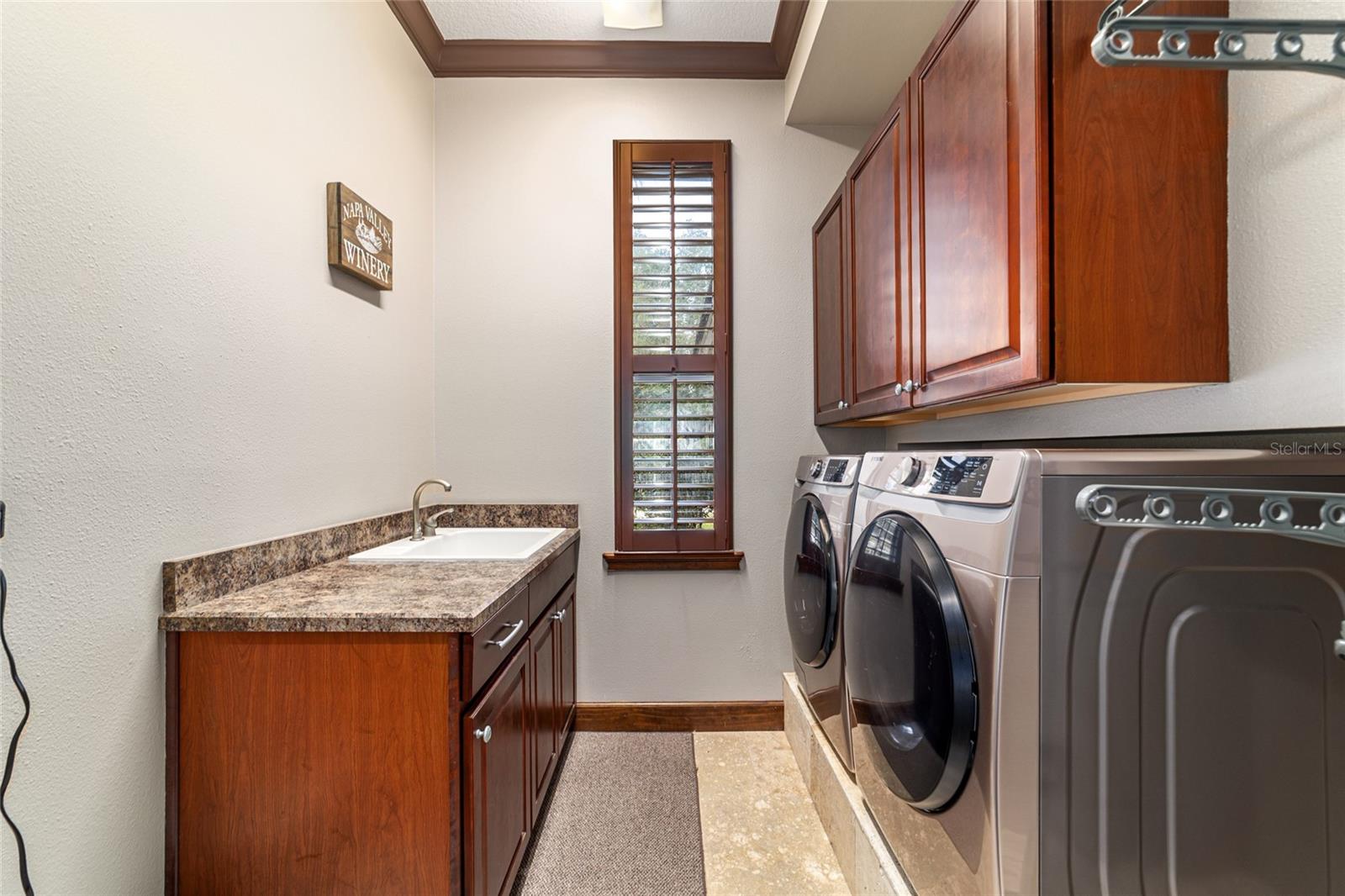 BELLECHASE LAURELS - Residential