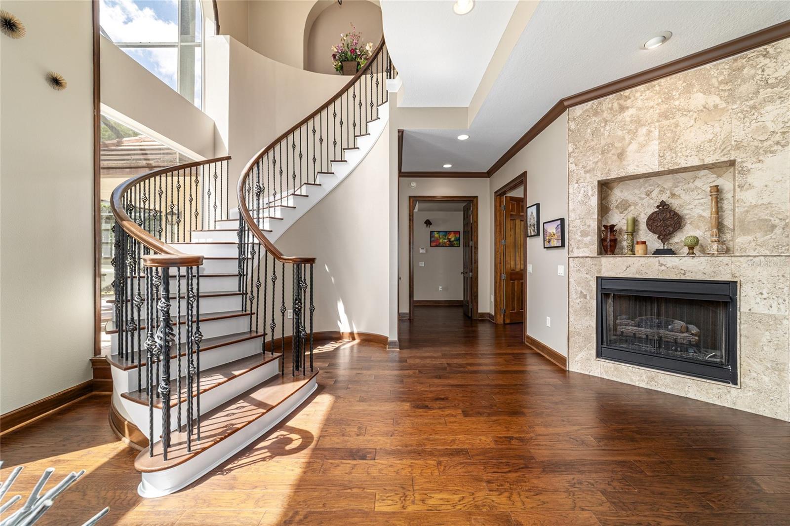 BELLECHASE LAURELS - Residential