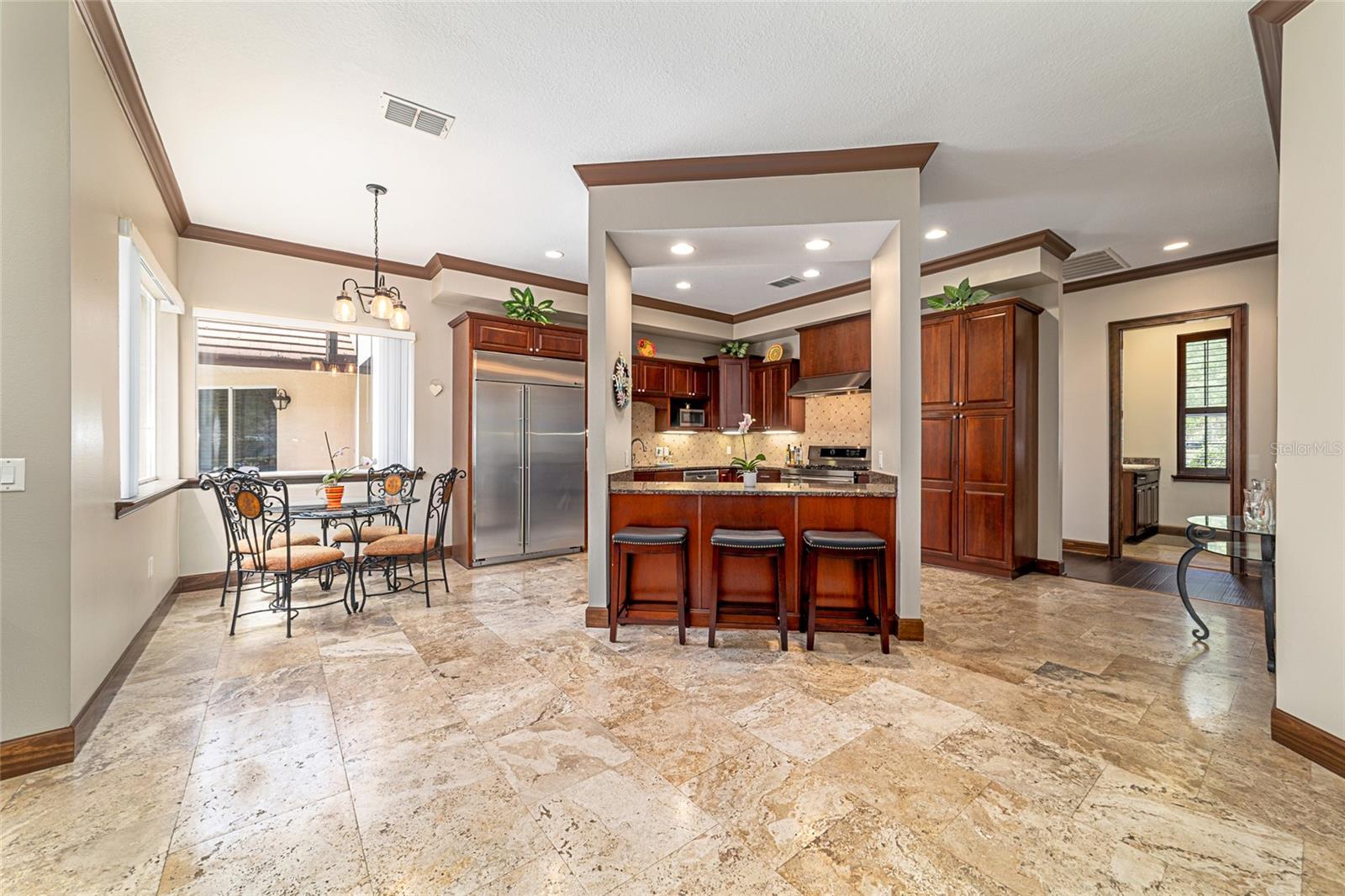 BELLECHASE LAURELS - Residential