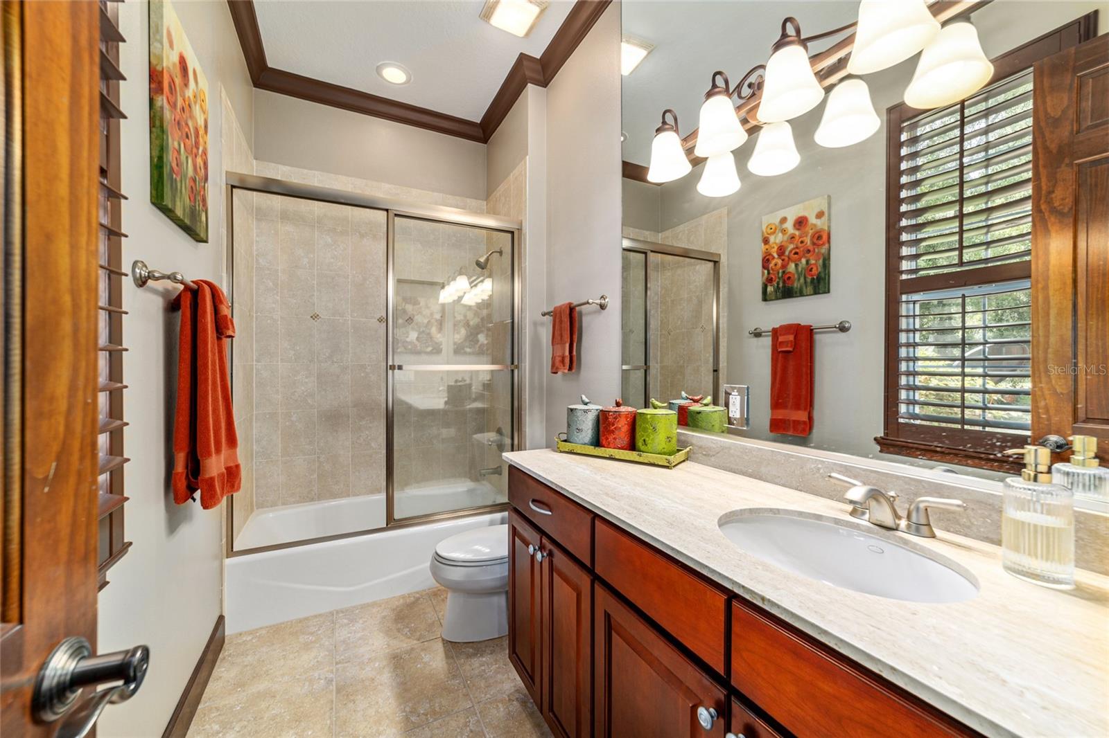 BELLECHASE LAURELS - Residential