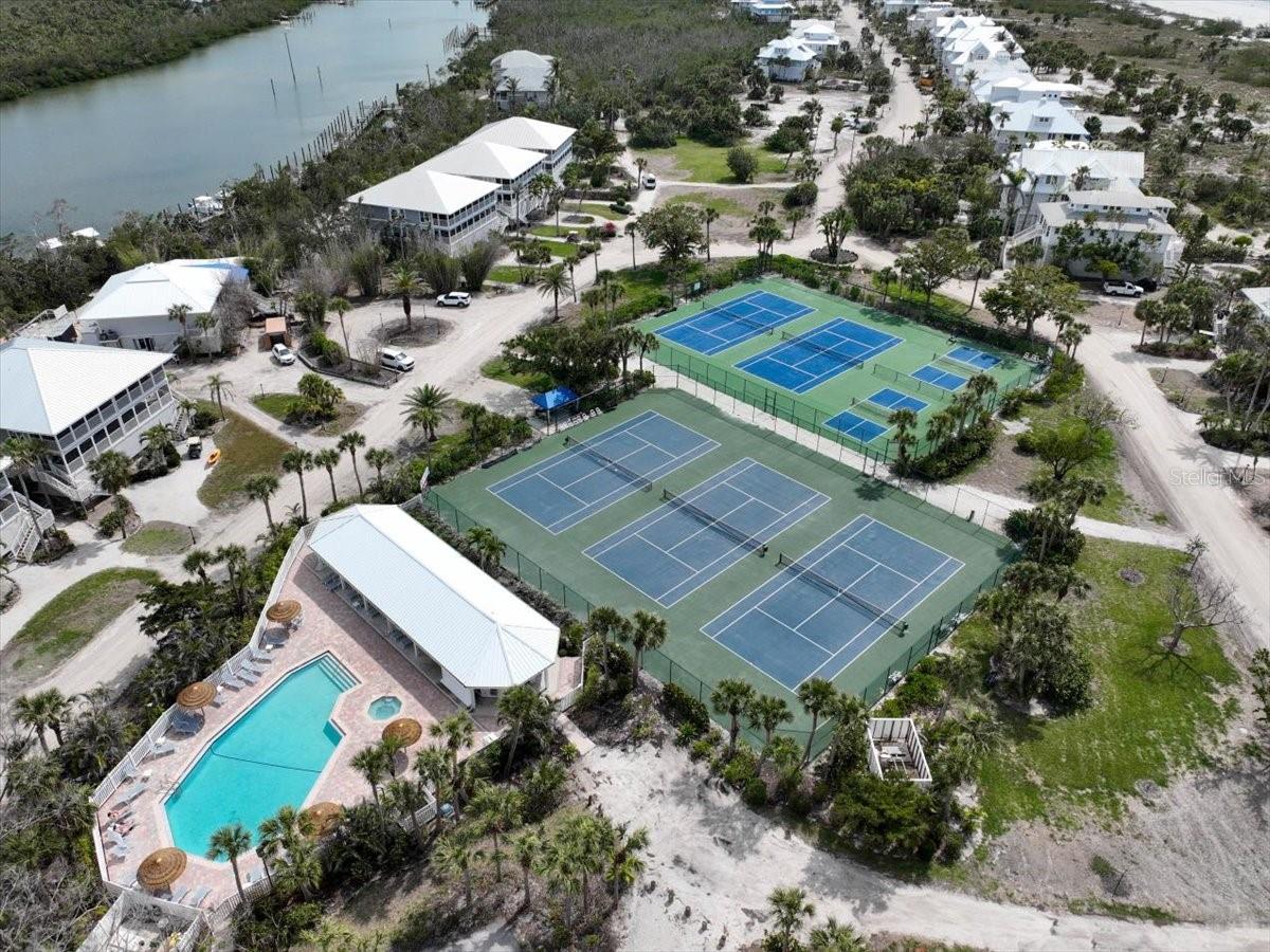PALM ISLAND BAY VILLAS - Residential