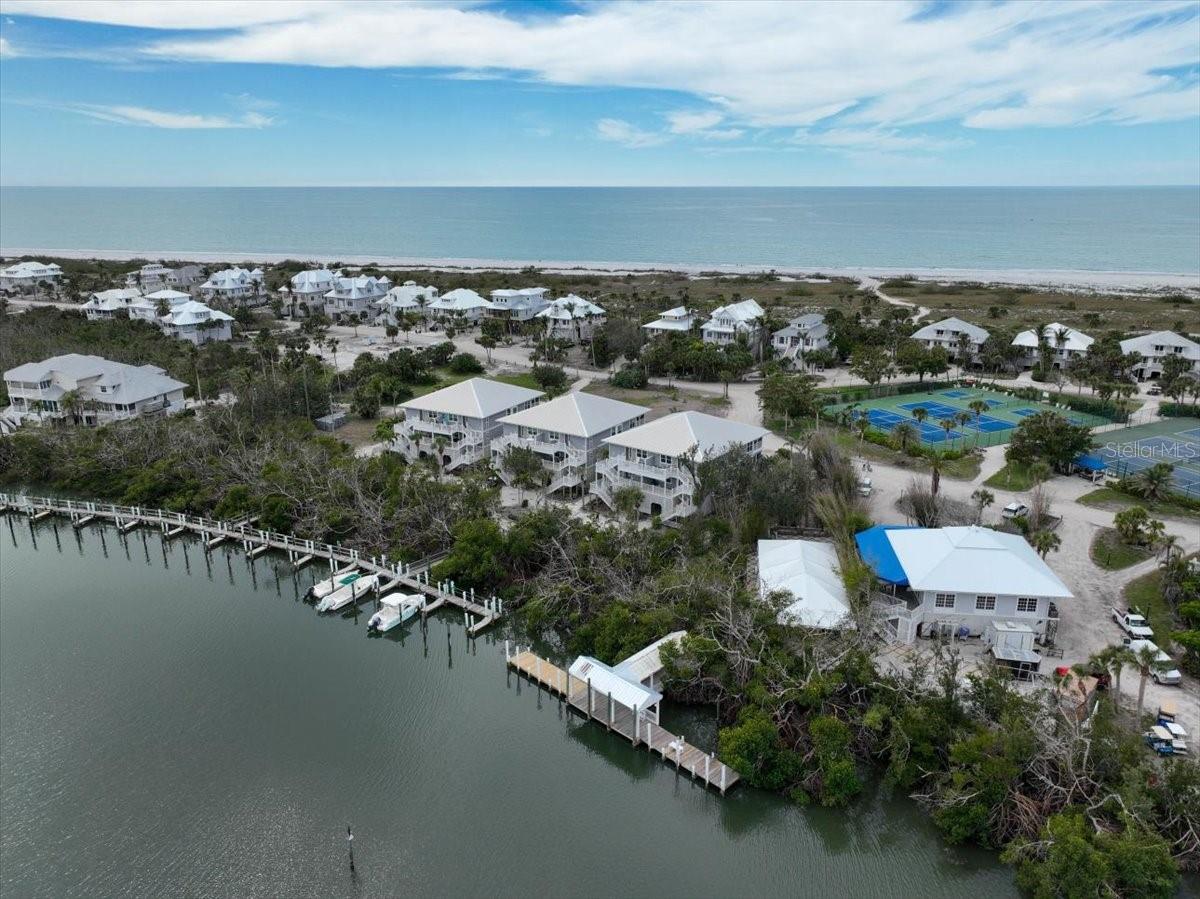 PALM ISLAND BAY VILLAS - Residential