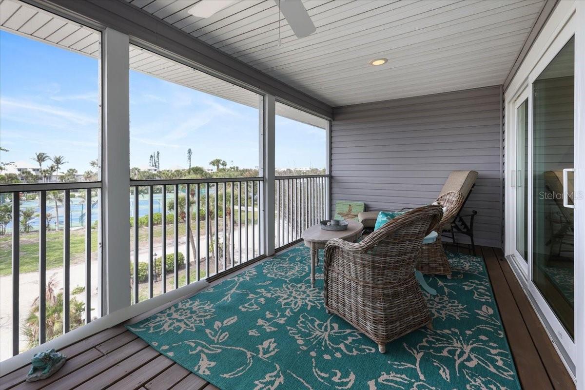 PALM ISLAND BAY VILLAS - Residential
