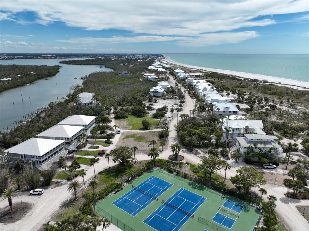 PALM ISLAND BAY VILLAS - Residential