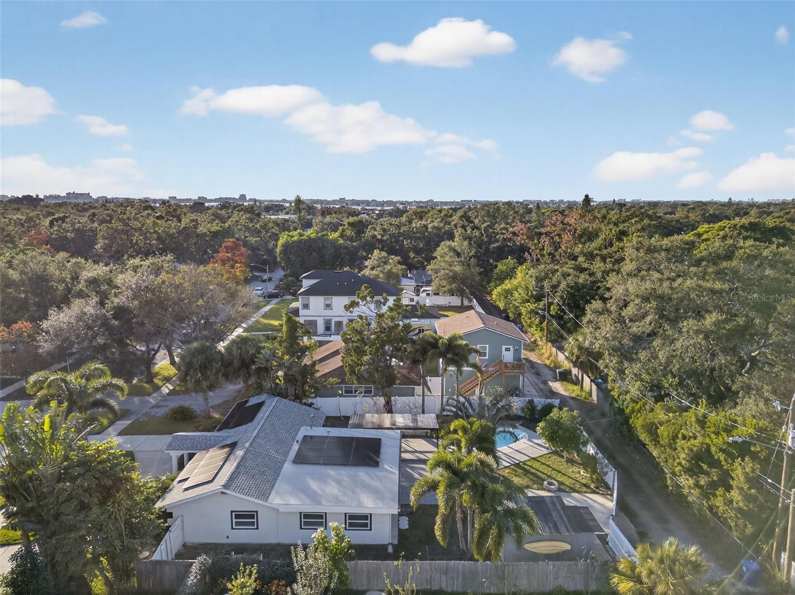 BOARDMAN & GOETZ OF DAVISTA - Residential