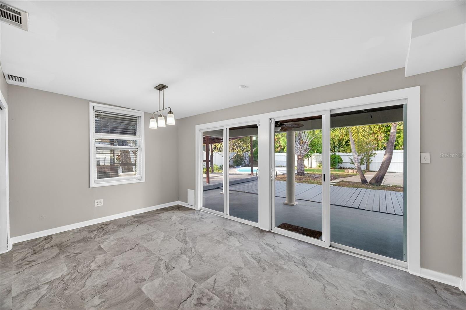 BOARDMAN & GOETZ OF DAVISTA - Residential