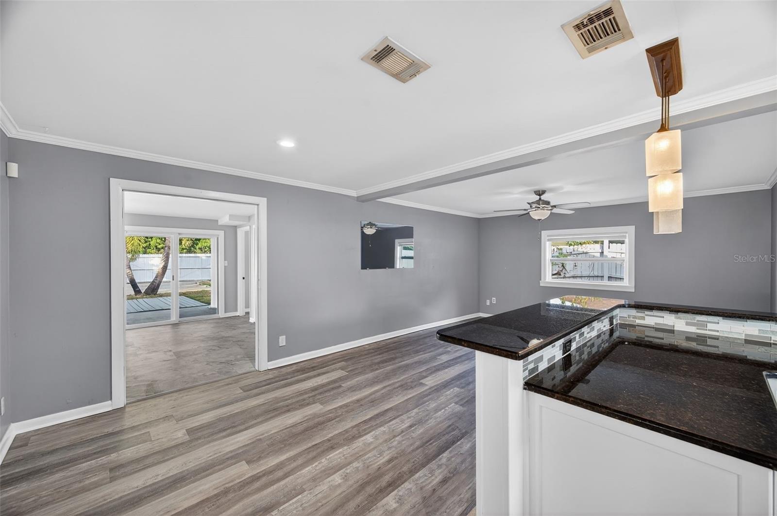 BOARDMAN & GOETZ OF DAVISTA - Residential