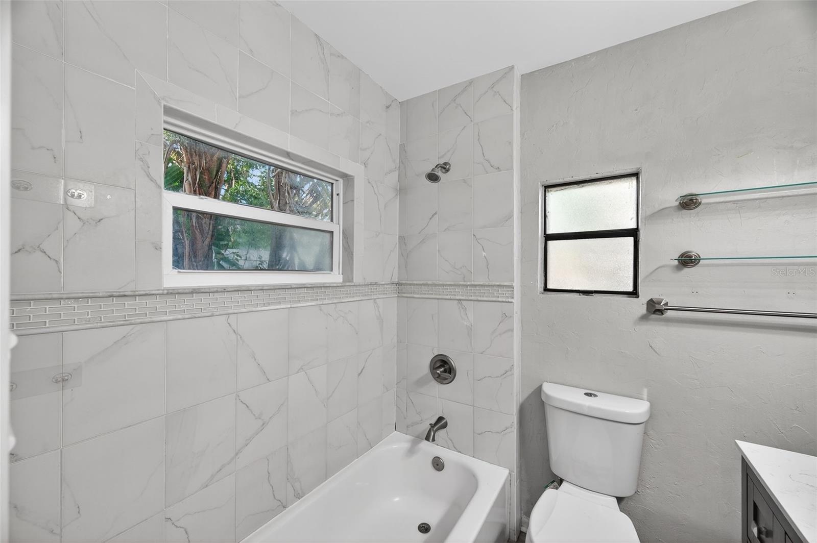 BOARDMAN & GOETZ OF DAVISTA - Residential