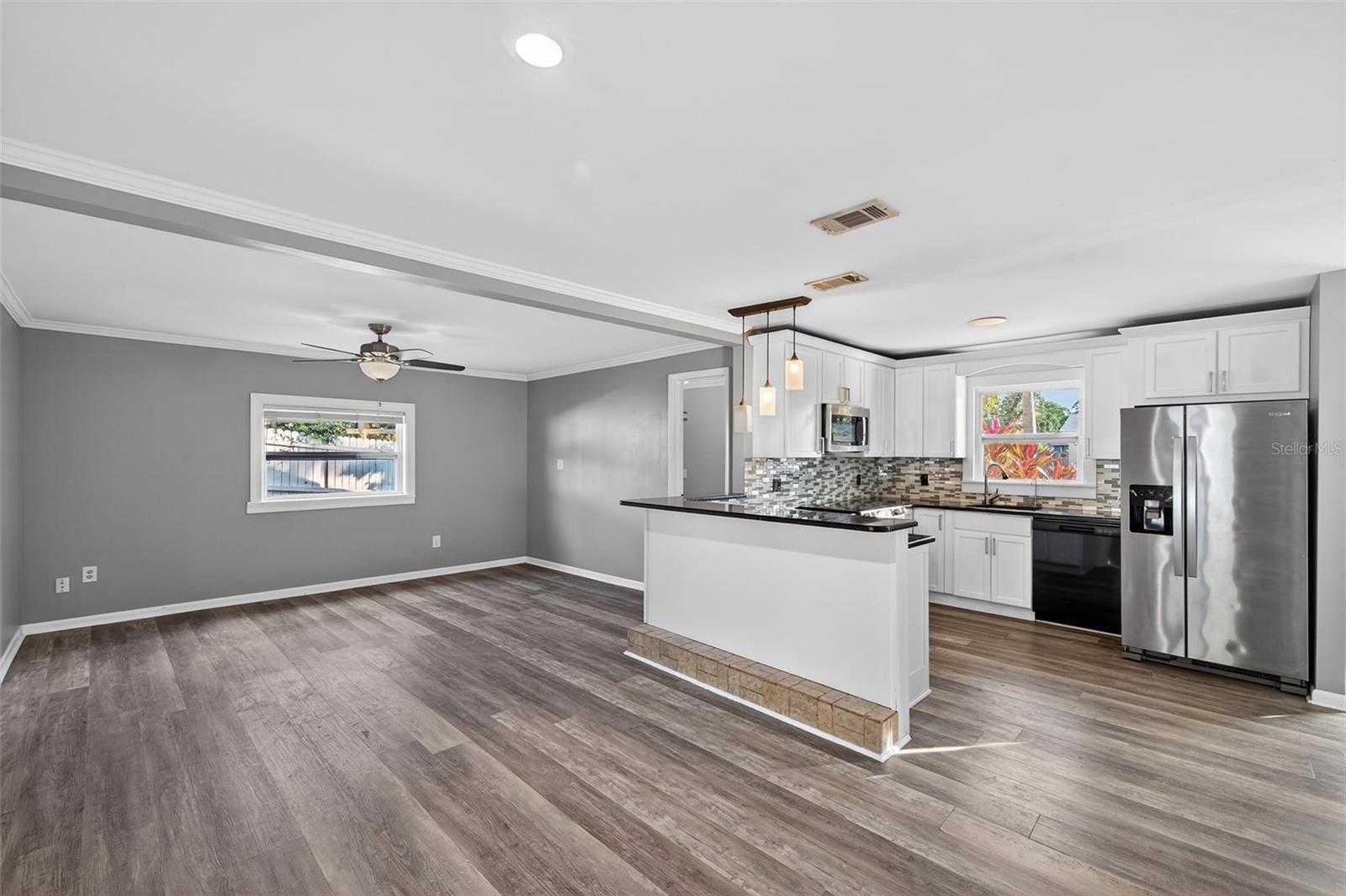 BOARDMAN & GOETZ OF DAVISTA - Residential