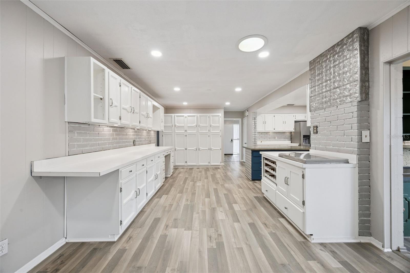 ISLE/CATALINA - Residential