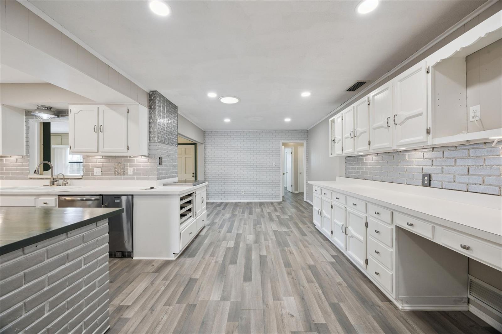 ISLE/CATALINA - Residential