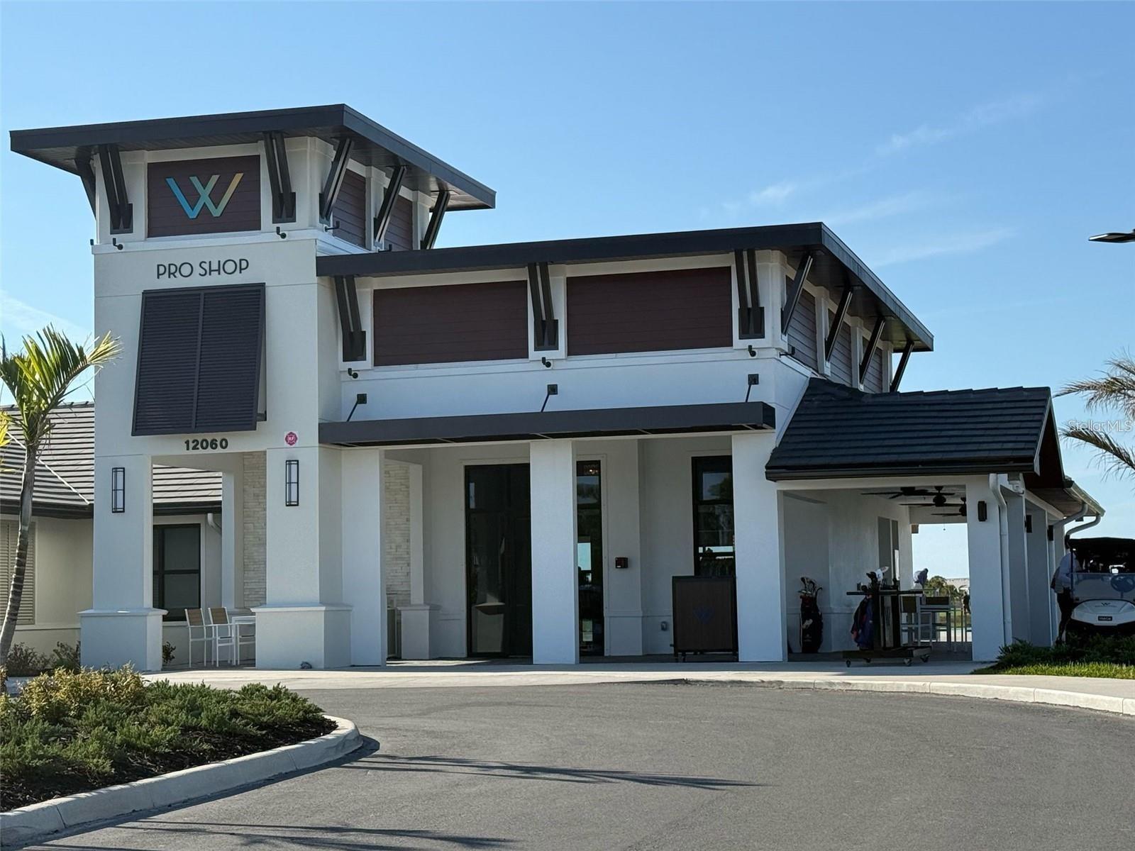 WELLEN PARK GOLF & COUNTRY CLUB - Residential