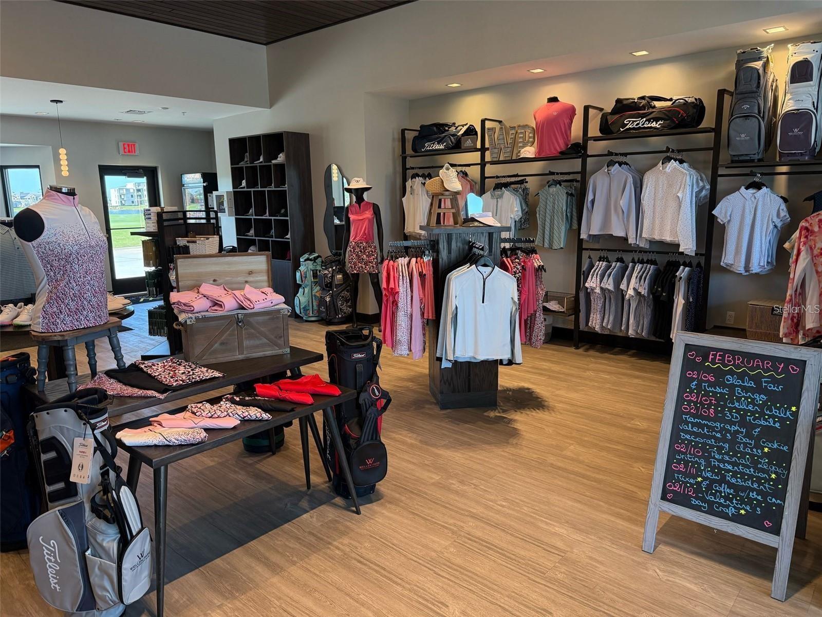 WELLEN PARK GOLF & COUNTRY CLUB - Residential