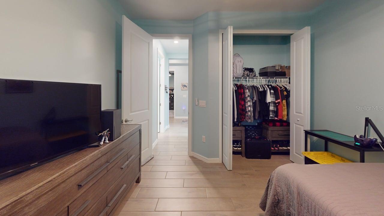 WELLEN PARK GOLF & COUNTRY CLUB - Residential