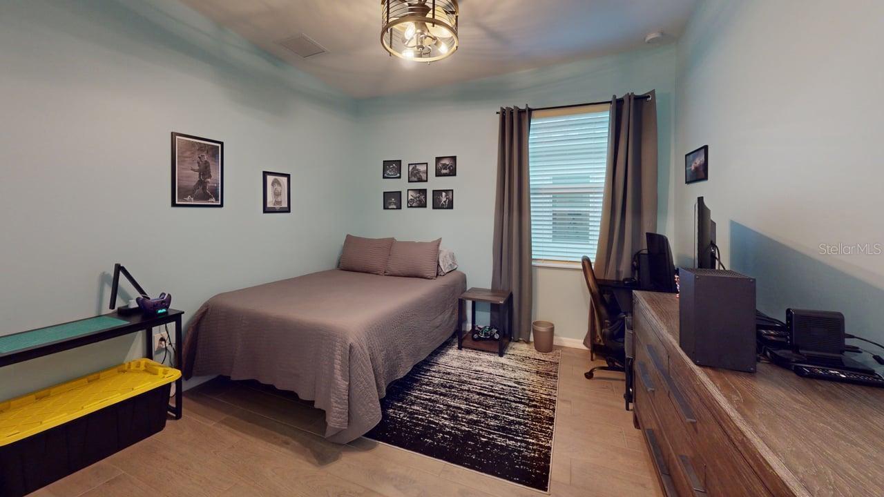 WELLEN PARK GOLF & COUNTRY CLUB - Residential