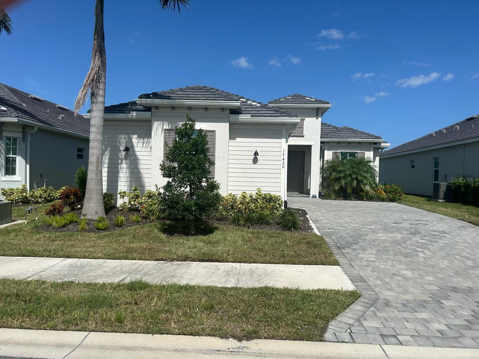 WELLEN PARK GOLF & COUNTRY CLUB - Residential