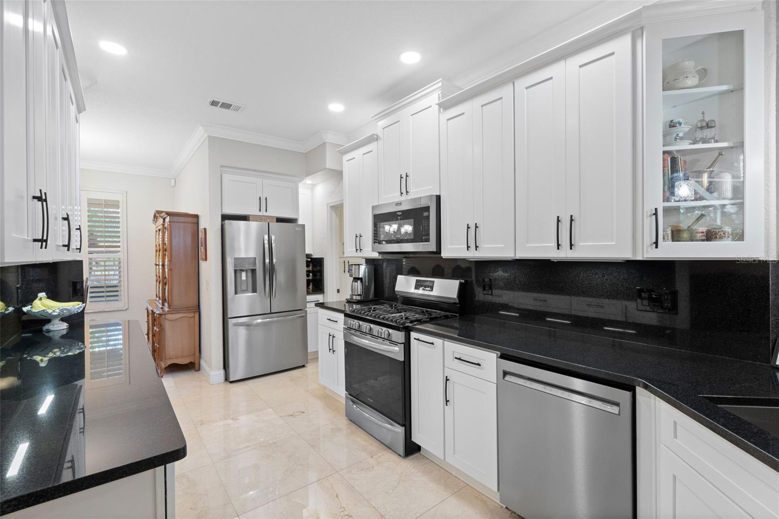 RIVERSIDE ESTATES - Residential