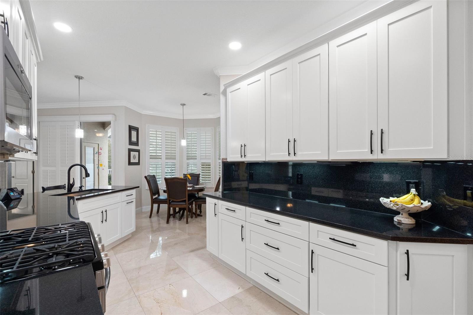 RIVERSIDE ESTATES - Residential