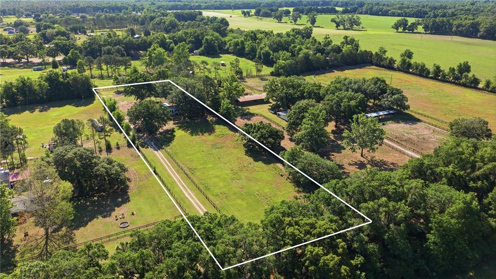 Photo of 8495 NE 33rd Court, Anthony, FL 32617 (MLS # OM723576)