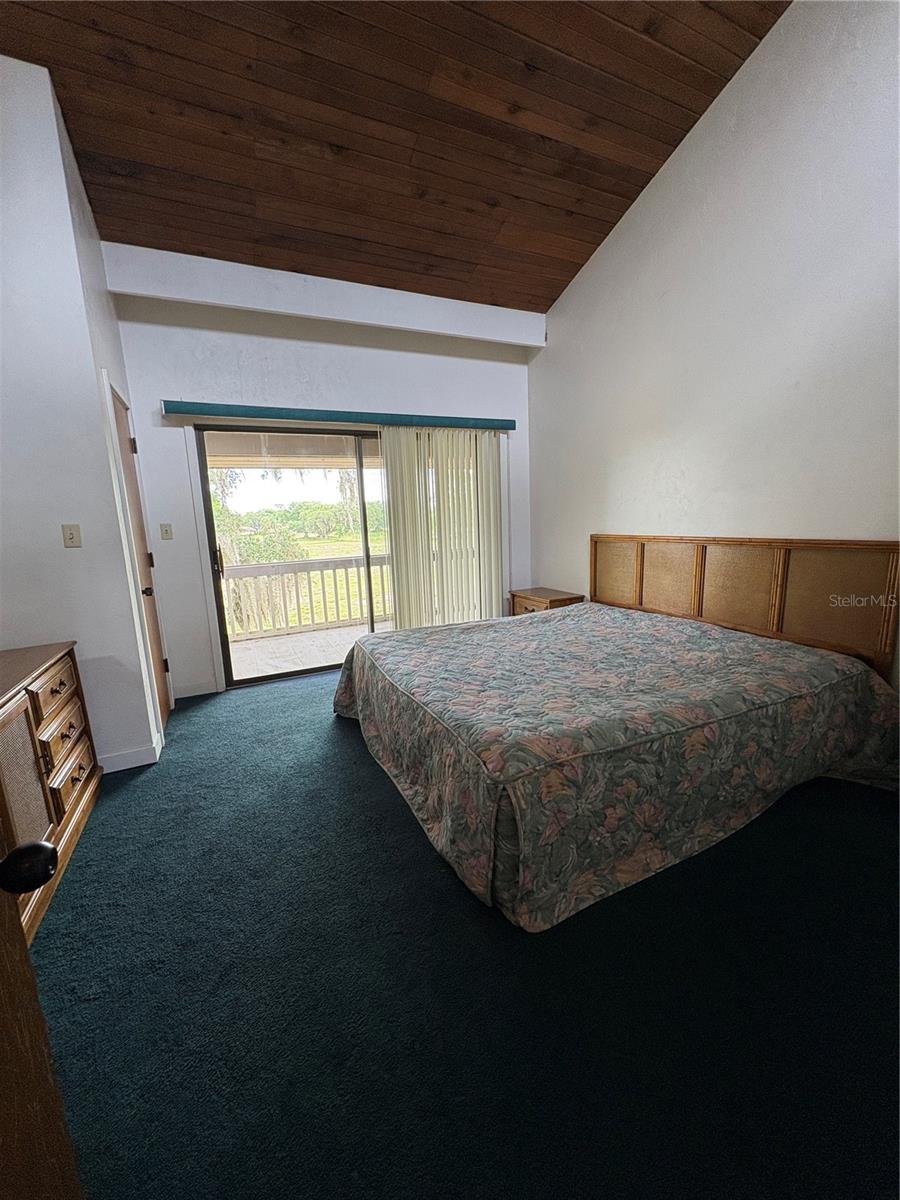 GRENELEFE CAMELOT CONDO UNIT 05 PH 01 - Residential