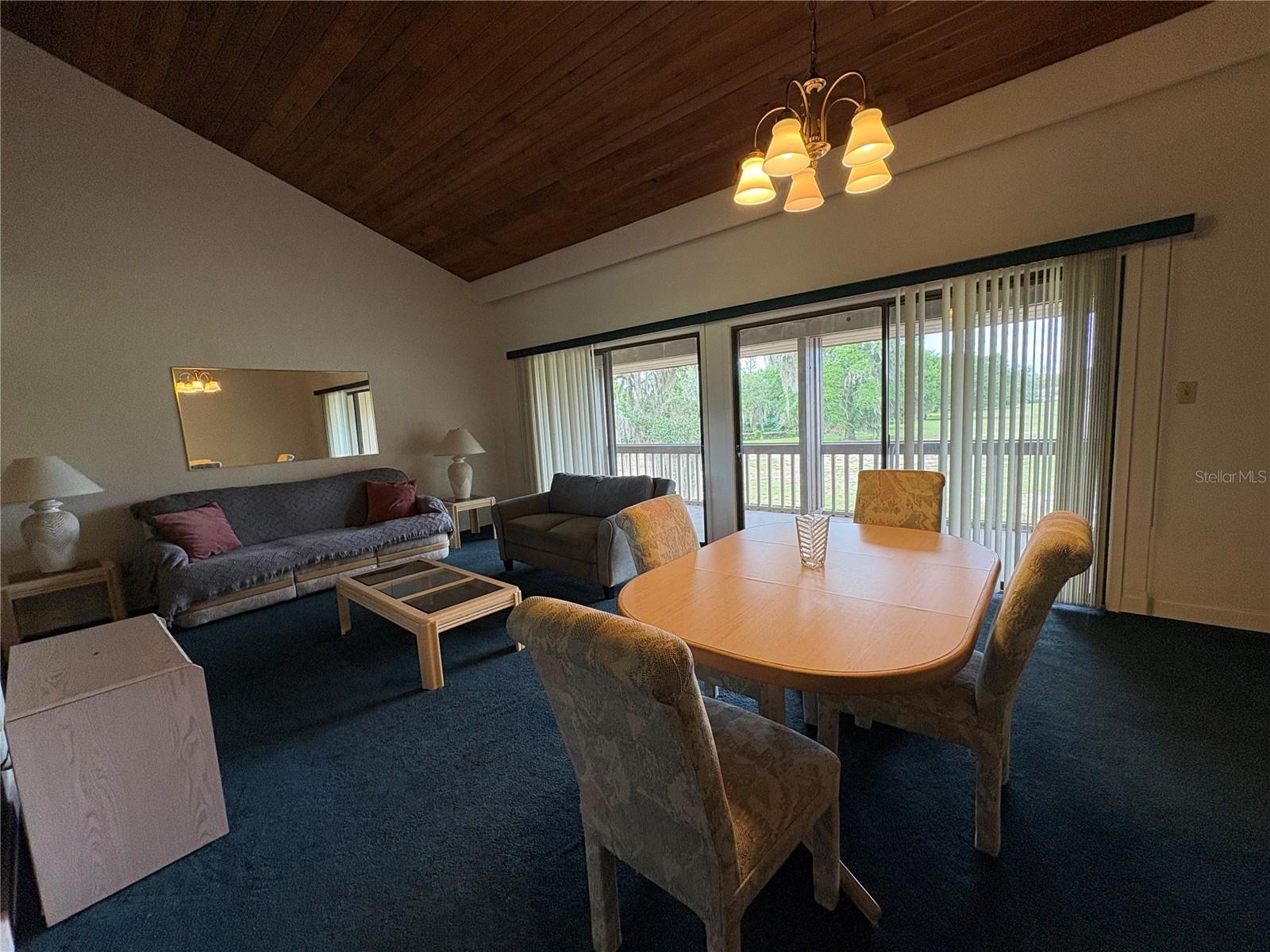 GRENELEFE CAMELOT CONDO UNIT 05 PH 01 - Residential