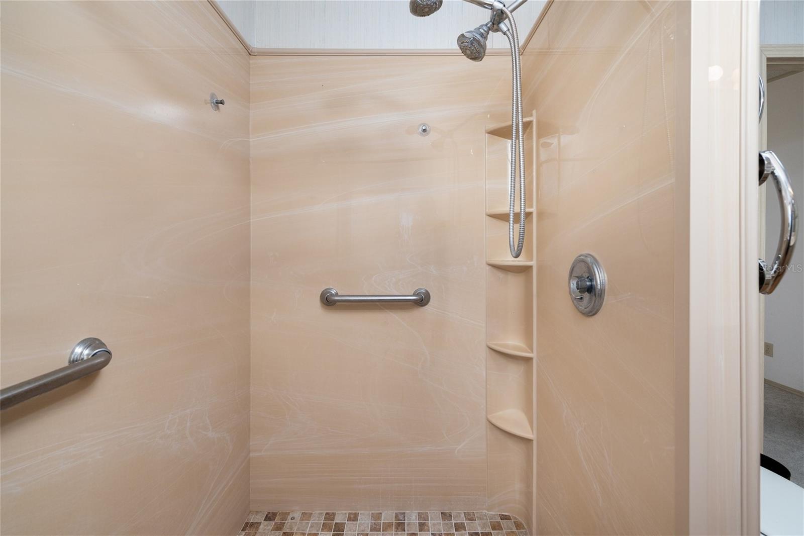 EDGEWATER LANDING PH 01 - Residential