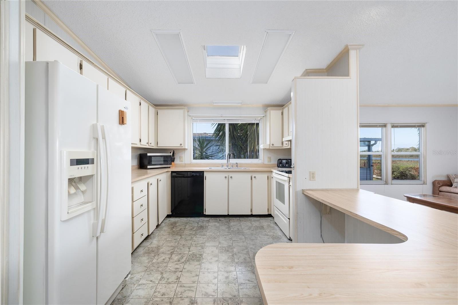 EDGEWATER LANDING PH 01 - Residential