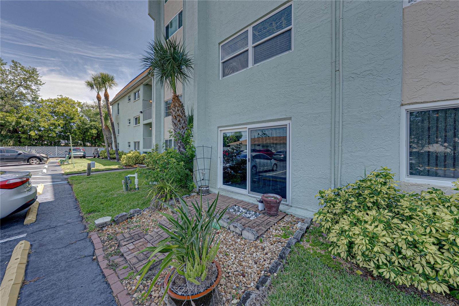 ASBURY ARMS CONDO - Residential