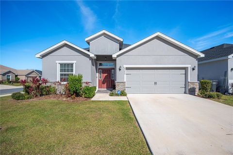 A home in LAKELAND